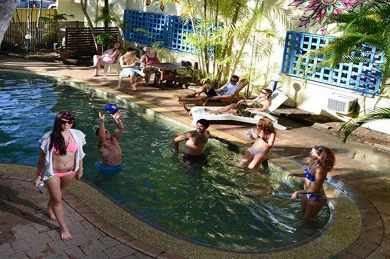 Mad Monkey Village Кэрнс Экстерьер фото